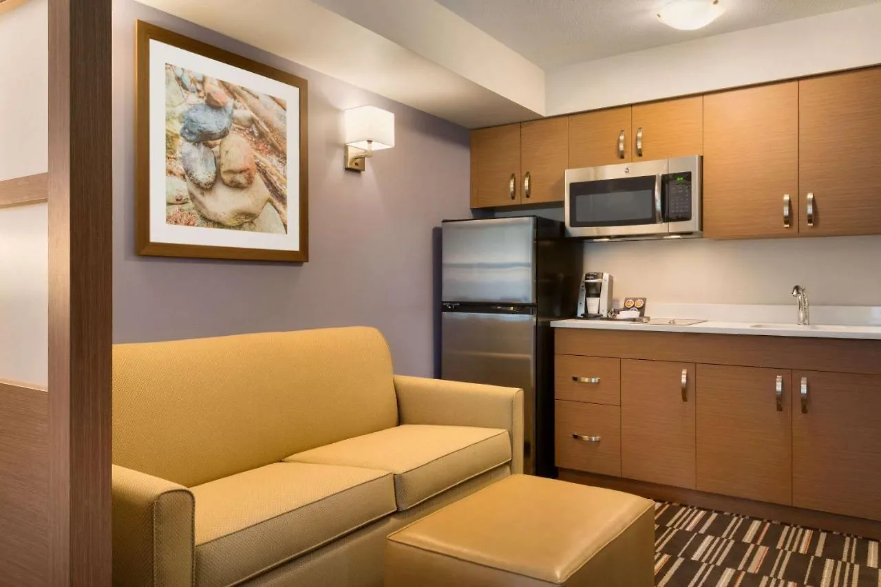 Microtel Inn & Suites By Wyndham Oyster Bay Ladysmith