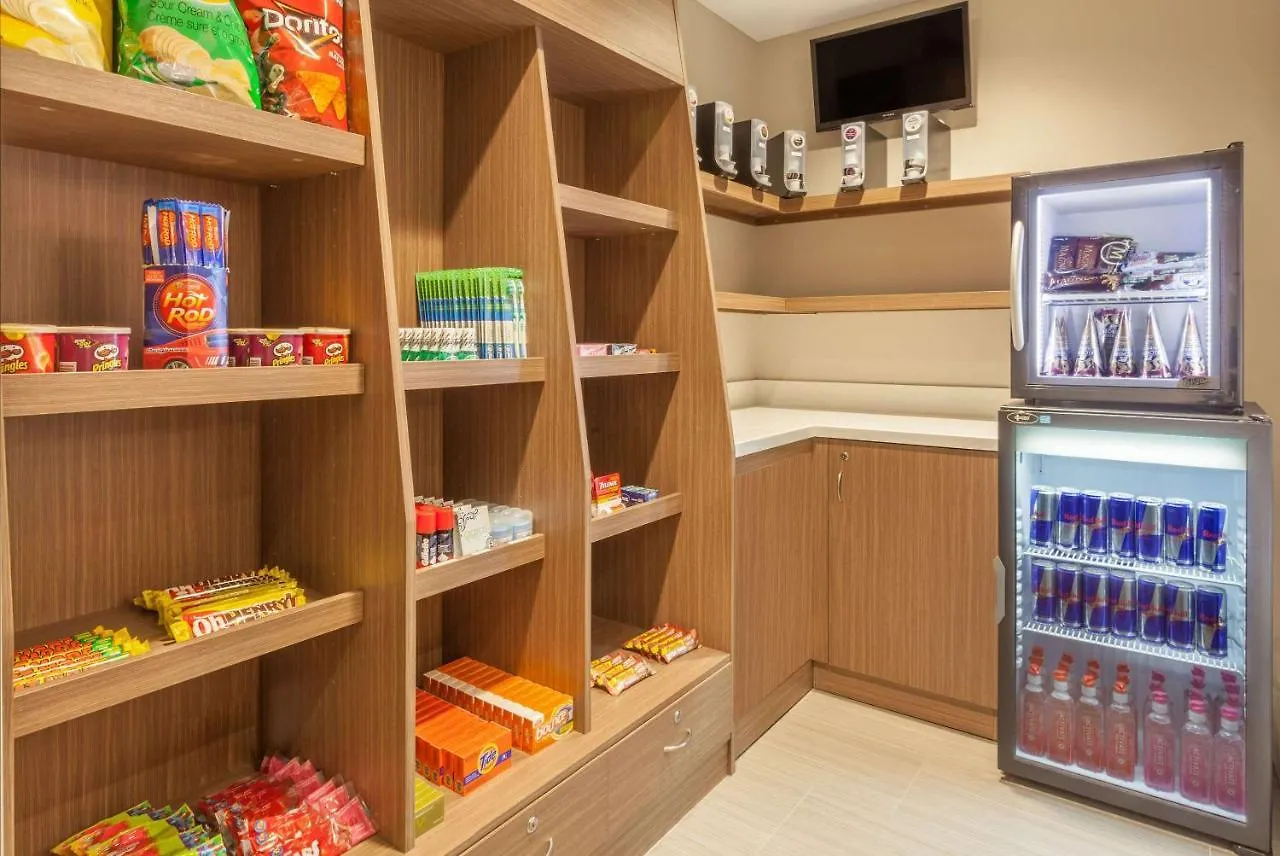 Hotel Microtel Inn & Suites By Wyndham Oyster Bay Ladysmith
