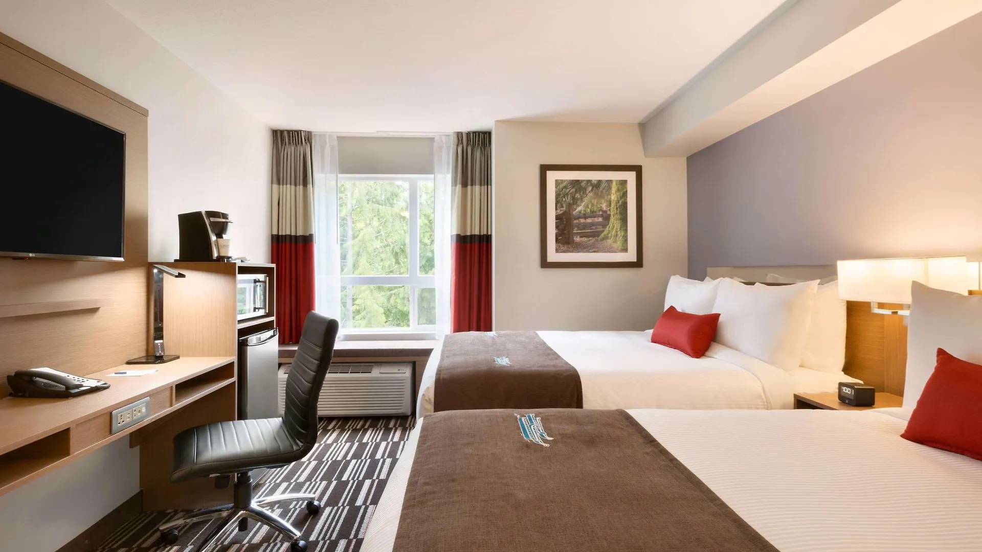 Microtel Inn & Suites By Wyndham Oyster Bay Ladysmith